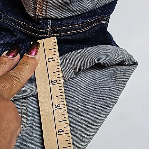 American Eagle Hi Rise Shortie Shorts Sz 8 Like New - Picture 10 of 10